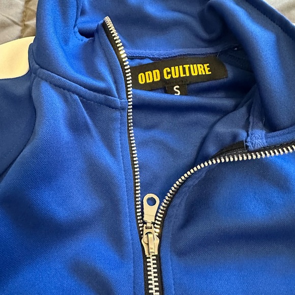 Blue and white men’s sweatsuit - Picture 2 of 7